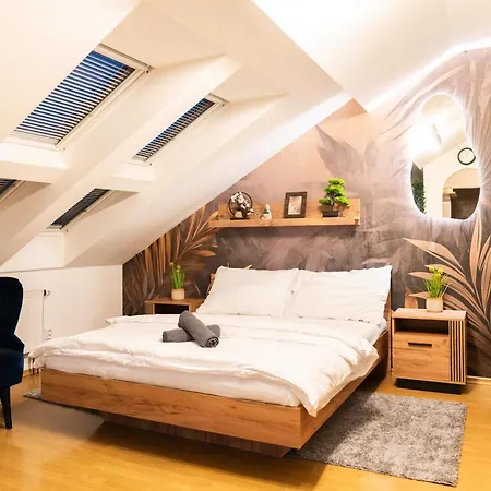 Διαμέρισμα Stairs To Heaven - Attic In The Center Of Μπρνο