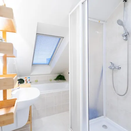 Stairs To Heaven - Attic In The Center Of Apartamento