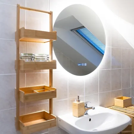 Apartamento Stairs To Heaven - Attic In The Center Of *